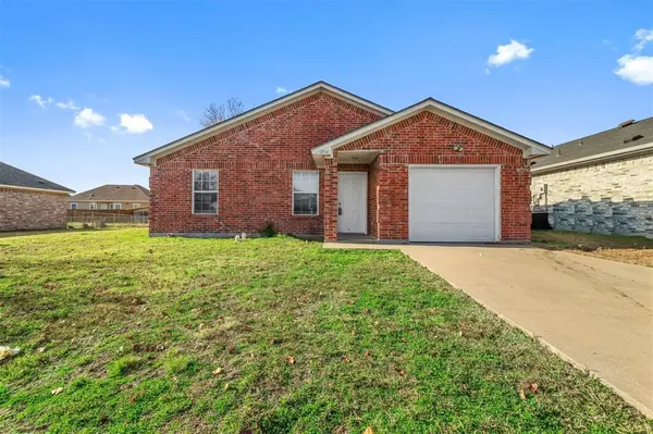 1716 Manor Garden, Greenville, TX 75401
