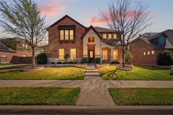 110 Sweetleaf Drive, Red Oak, TX 75154