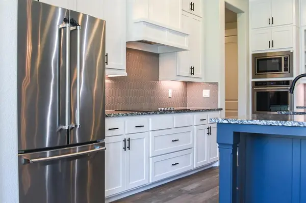 1016 Forest Glen Road, Weatherford, TX 76087