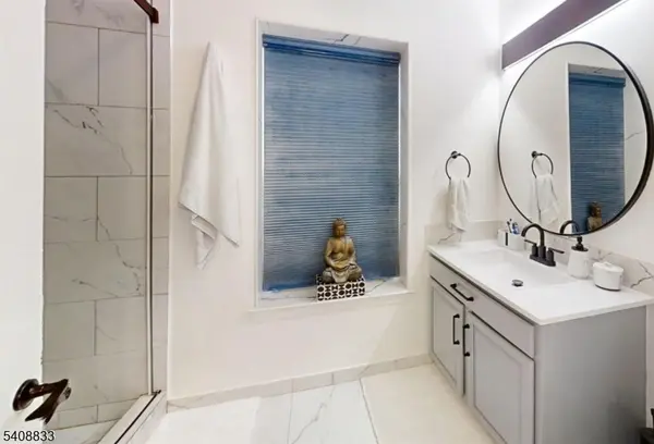 368 Rector St #413, Perth Amboy City, NJ 08861