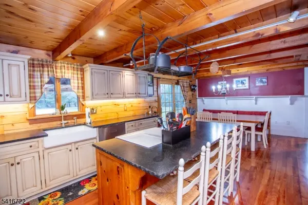 816 Rosemont Ringoes Rd, Delaware Twp., NJ 08559