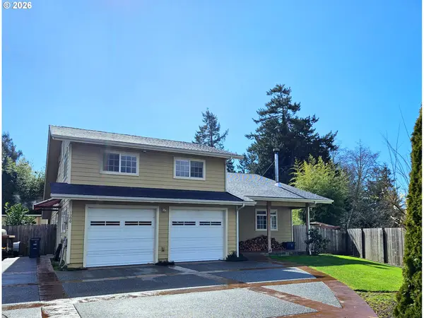 1006 RUTH LN, Brookings, OR 97415