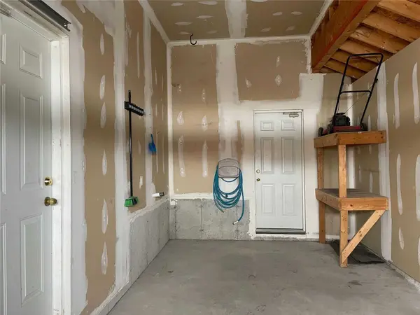 23 Loon AVE #Lower, Barrie, ON L4N 8W6