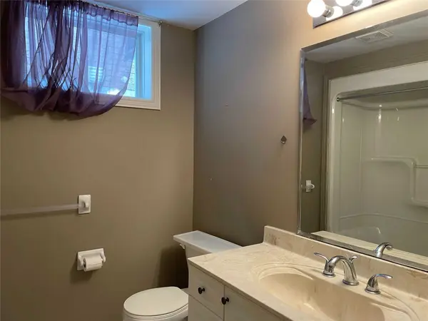 23 Loon AVE #Lower, Barrie, ON L4N 8W6