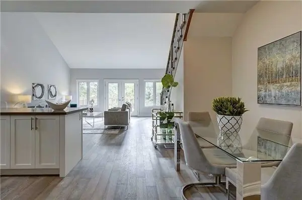 189 Patterson RD #UPPER LEVEL, Barrie, ON L4N 4R7