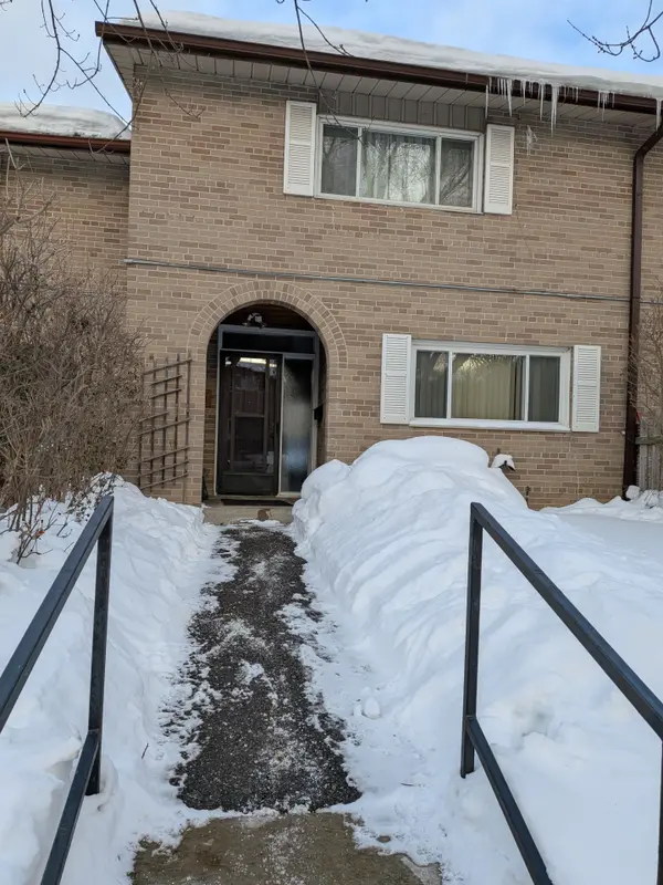 14 London Green CT E #89, Toronto W05, ON M3N 1K2