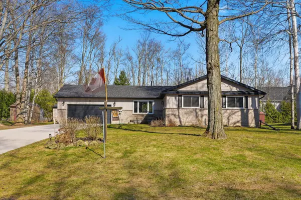 90 Mapleport CRES, South Bruce Peninsula, ON N0H 2G0