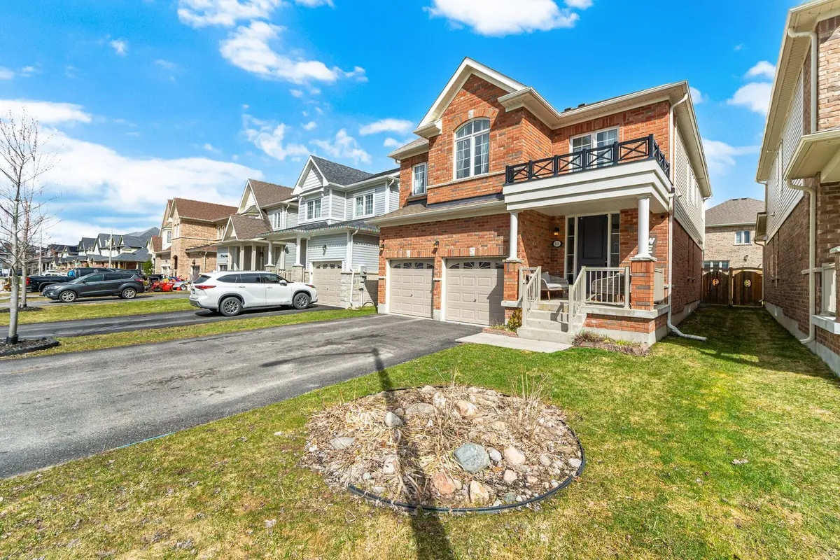 88 Fred Jackman AVE, Clarington, ON L1C 0T4