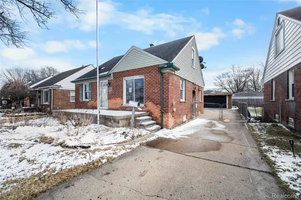 33619 Forest ST, Wayne, MI 48184