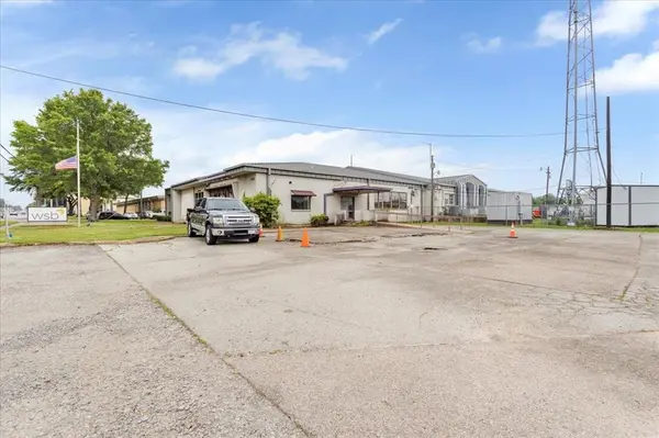 1485 N Main Street, Paris, TX 75460