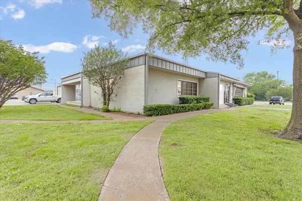 1485 N Main Street, Paris, TX 75460