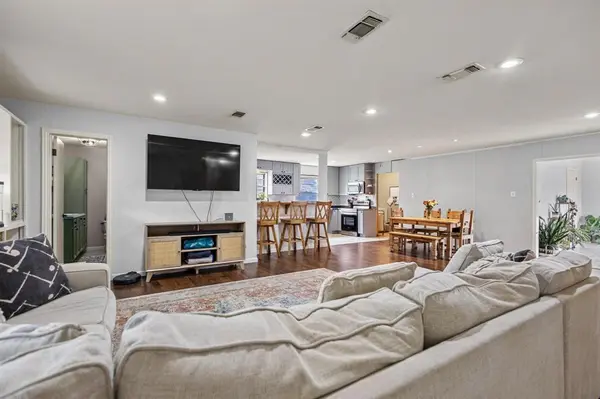 2905 Melmar Park Street, Commerce, TX 75428