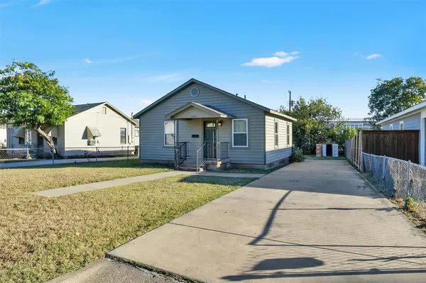 5417 Como Drive, Fort Worth, TX 76107