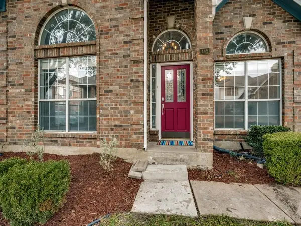 445 Moonlight Way, Irving, TX 75063