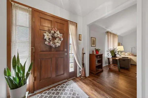 3904 Bandera Drive, De Cordova, TX 76049