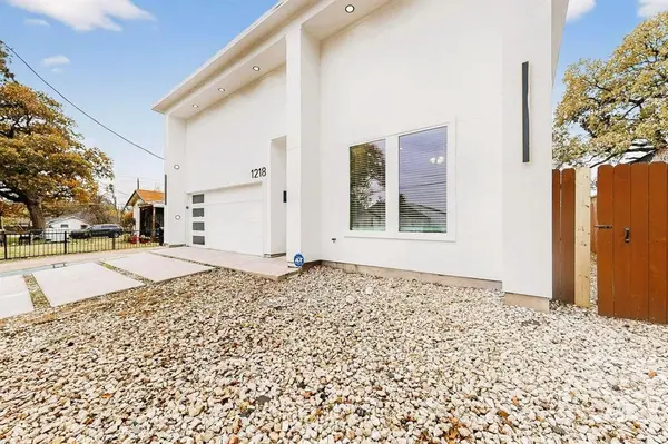 1218 Grant Street, Dallas, TX 75203