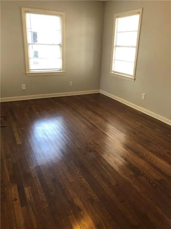 2809 S Hills Avenue, Fort Worth, TX 76109