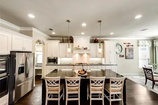 917 Pleasant View Drive, Rockwall, TX 75087