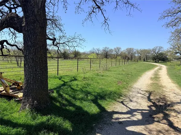 421 Erwin, Jacksboro, TX 76458