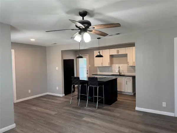 2218 N Farola Drive, Dallas, TX 75228