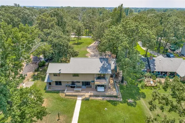 605 Private Road 5881, Yantis, TX 75497