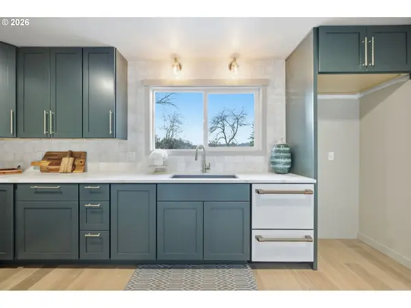 4573 CENTURY DR, Salem, OR 97302