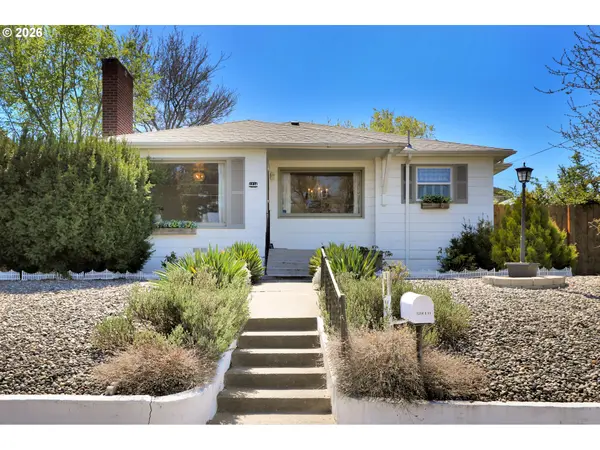 1214 E 11TH ST, The Dalles, OR 97058