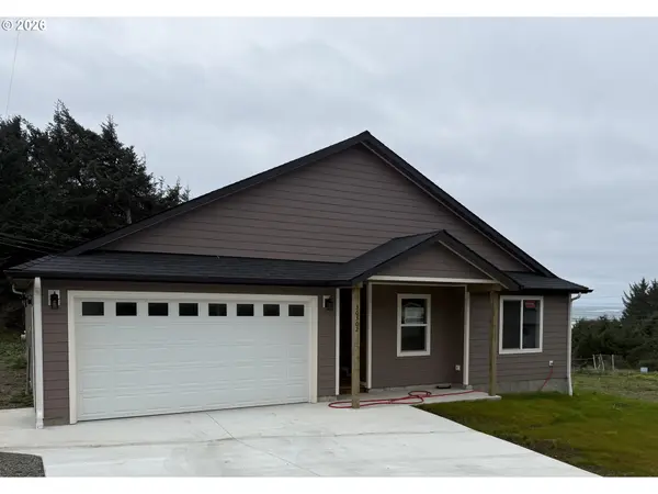 30302 DRIFTWOOD DR, Gold Beach, OR 97444