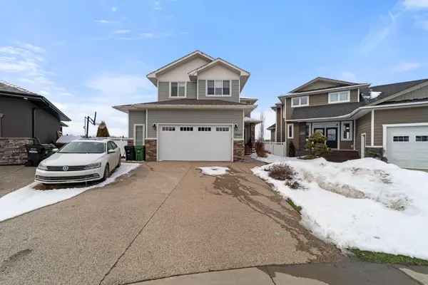 5240 36 AVE, Camrose, AB T4V 5H5