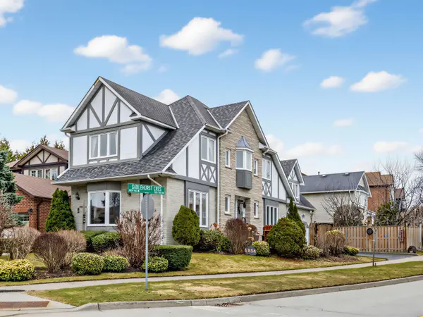 1854 Brookshire SQ,  Pickering,  ON L1V 5E9