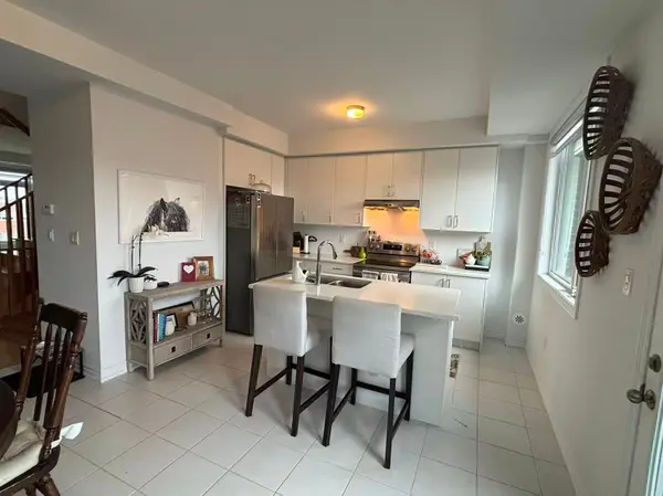 63 Sorbara WAY, Whitby, ON L1M 0M4