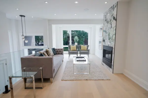 108 Park ST, Toronto E06, ON M1N 2P1