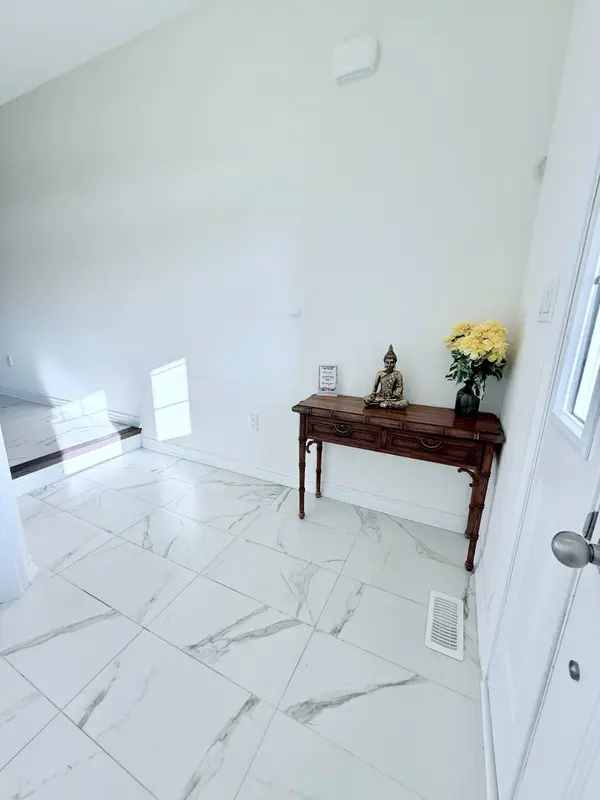 2229 Grainger LOOP, Innisfil, ON L9S 0N1