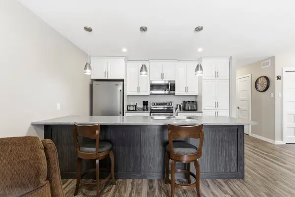 242 Glen Nora DR, Cornwall, ON K6H 0H6