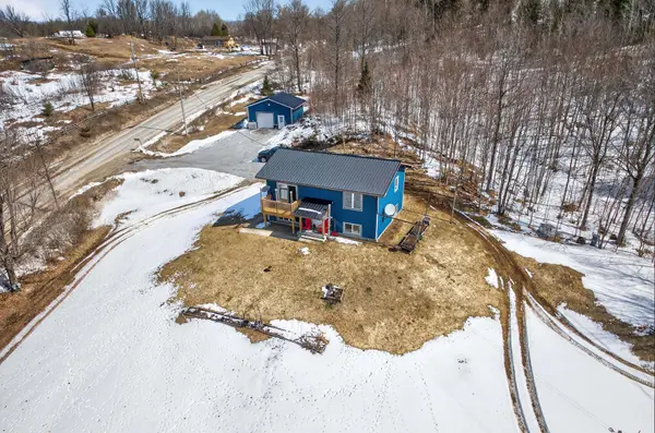 3049 RIVER RD,  Frontenac,  ON K0H 1C0