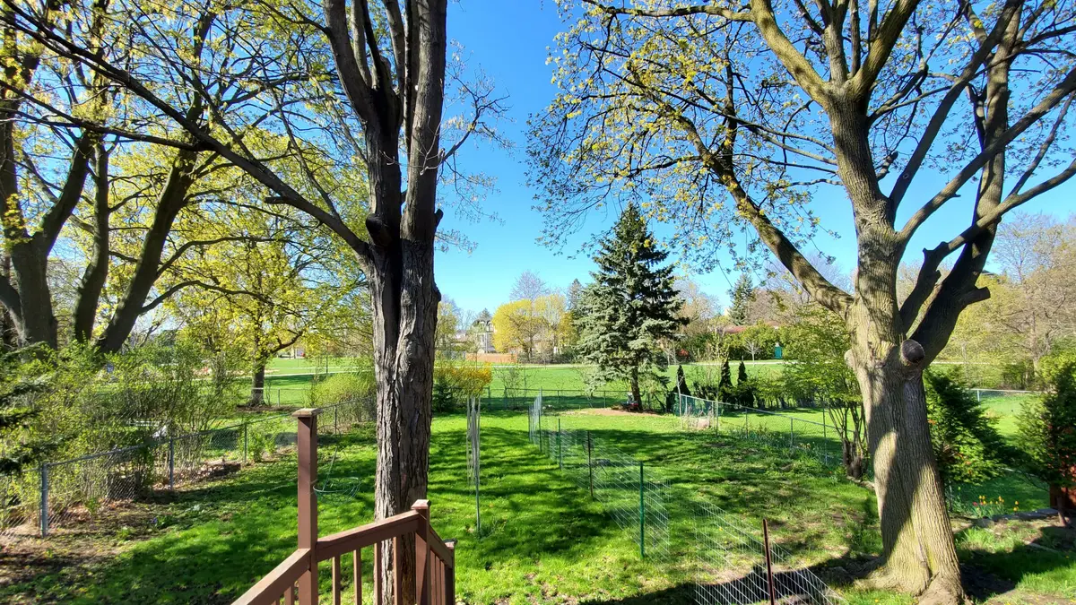 169 Yorkview DR #2, Toronto C07, ON M2R 1K2