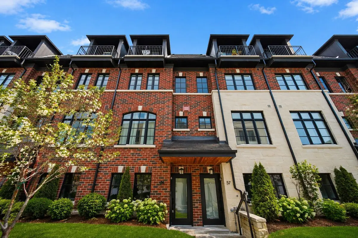 30 Lunar CRES #56, Mississauga, ON L5M 2R5