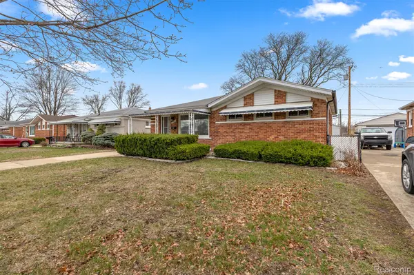 462 Clair ST, Garden City, MI 48135