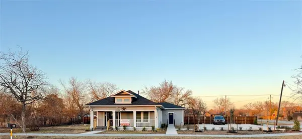 802 E Broad Street, Forney, TX 75126