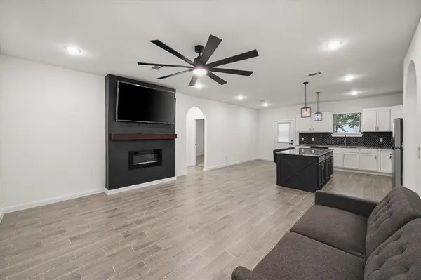 6771 NW County Road 1146, Barry, TX 75102