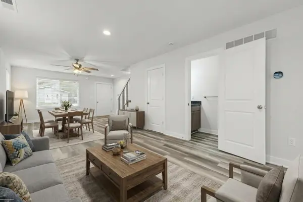 28017 Ginley ST, Roseville, MI 48066