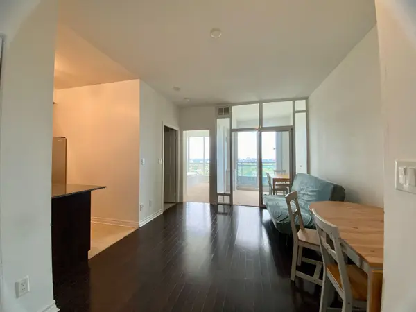 18 Holmes AVE #2001, Toronto C14, ON M2N 4L9