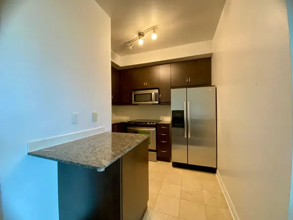 18 Holmes AVE #2001, Toronto C14, ON M2N 4L9