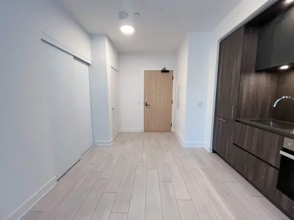 35 Mercer ST #1915, Toronto C01, ON M5V 1H2