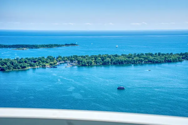 138 Downes ST #6807, Toronto C08, ON M5E 0E4