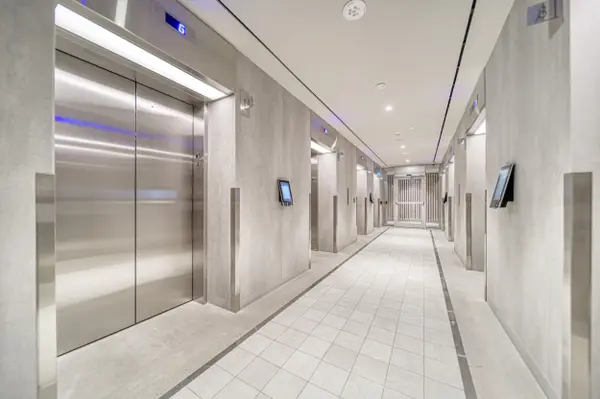 138 Downes ST #6807, Toronto C08, ON M5E 0E4