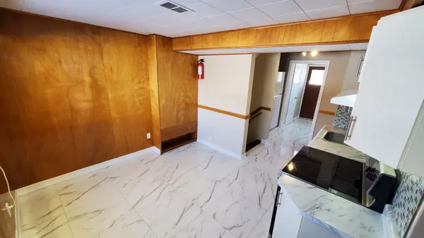 169 Yorkview DR #2, Toronto C07, ON M2R 1K2