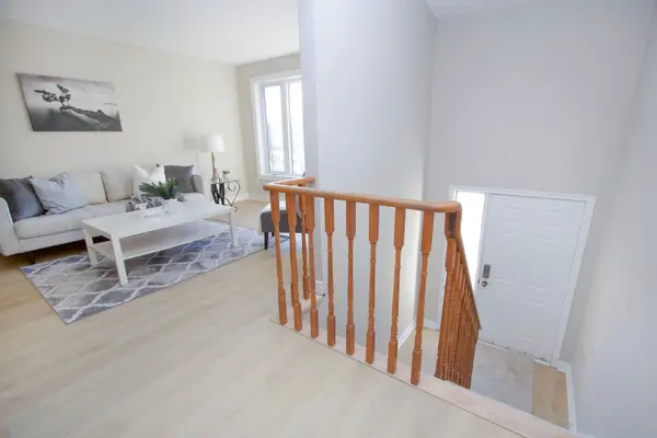 77 Devondale ST, Clarington, ON L1E 2A1