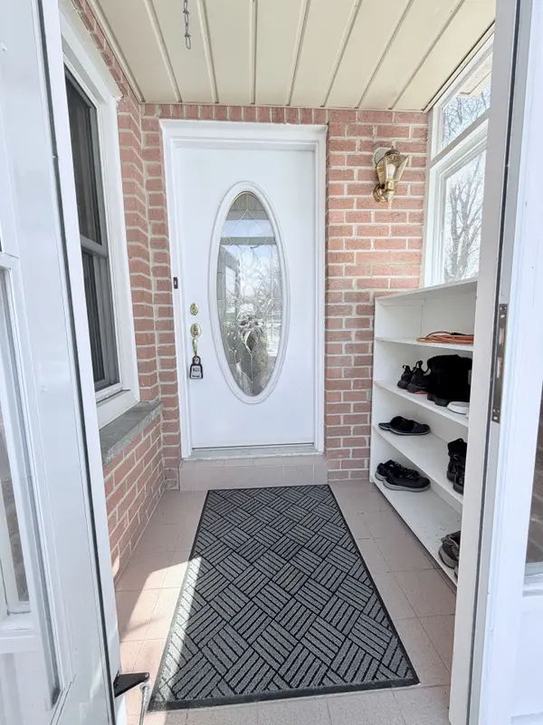 230 Enchanted Hills CRES, Toronto E07, ON M1V 3P3