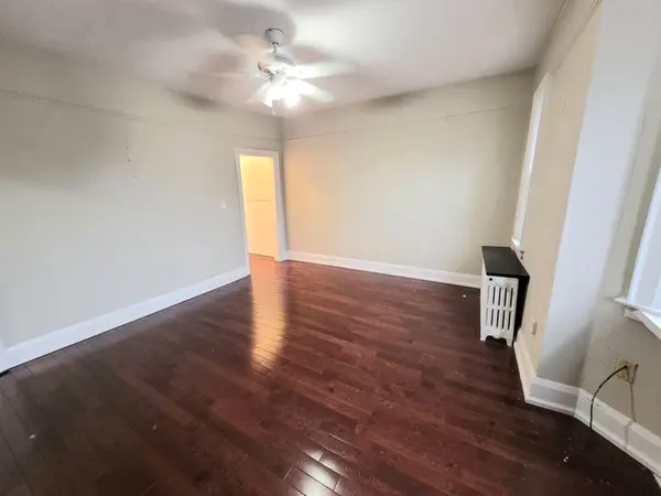 850 Broadview AVE #20, Toronto E03, ON M4K 2R1